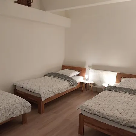 Lägenhet Monteurwohnung